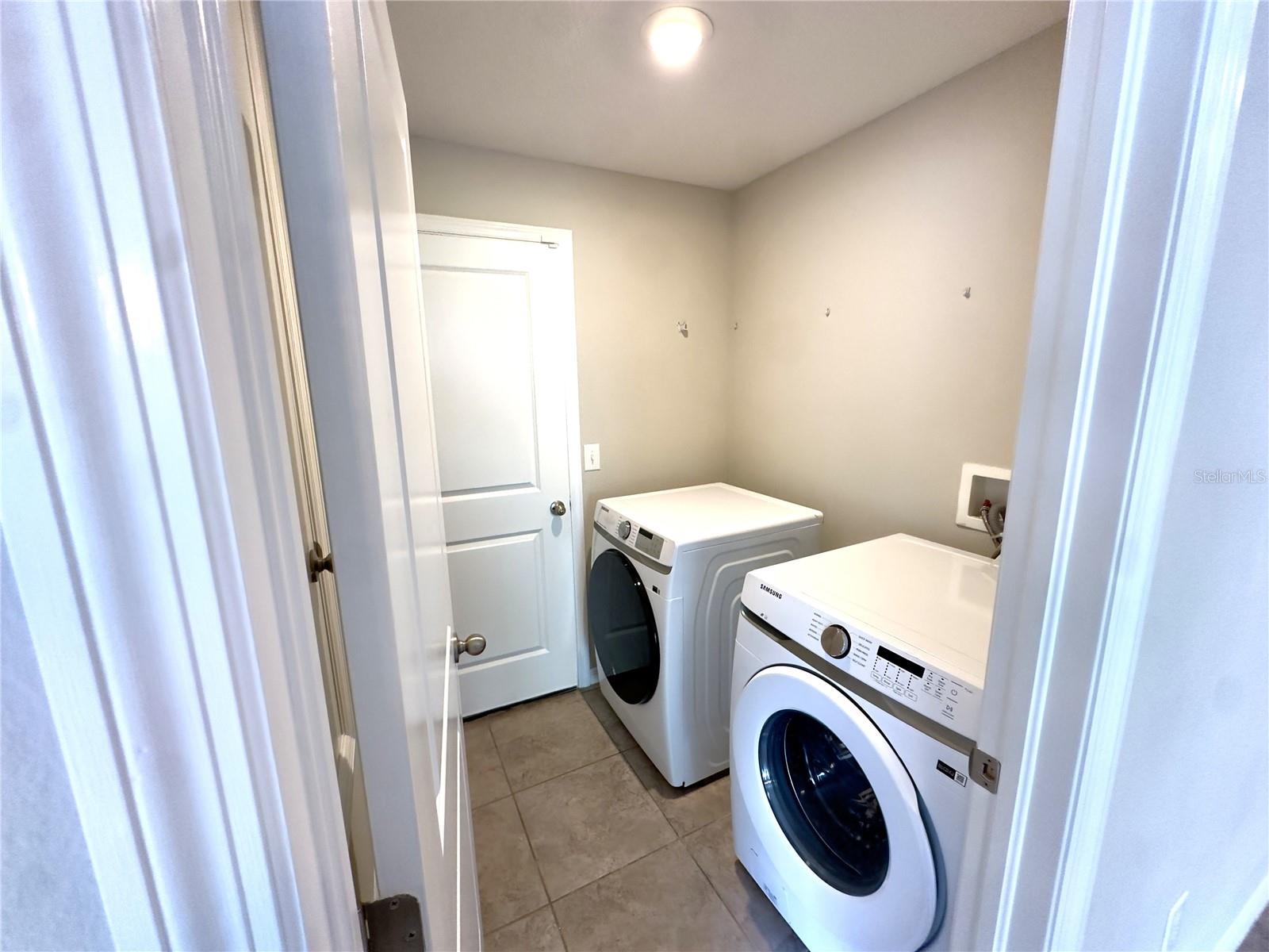 9746 SAGE CREEK DR — photo 20
