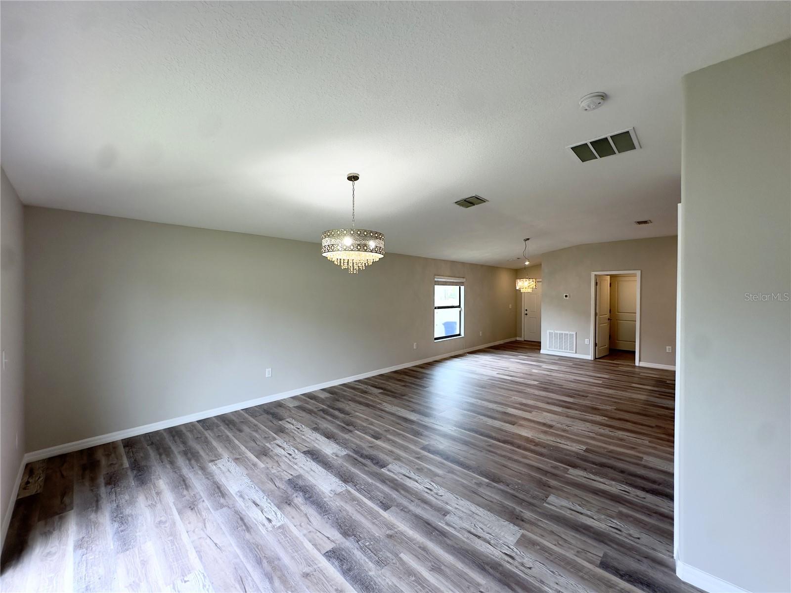 9746 SAGE CREEK DR — photo 8