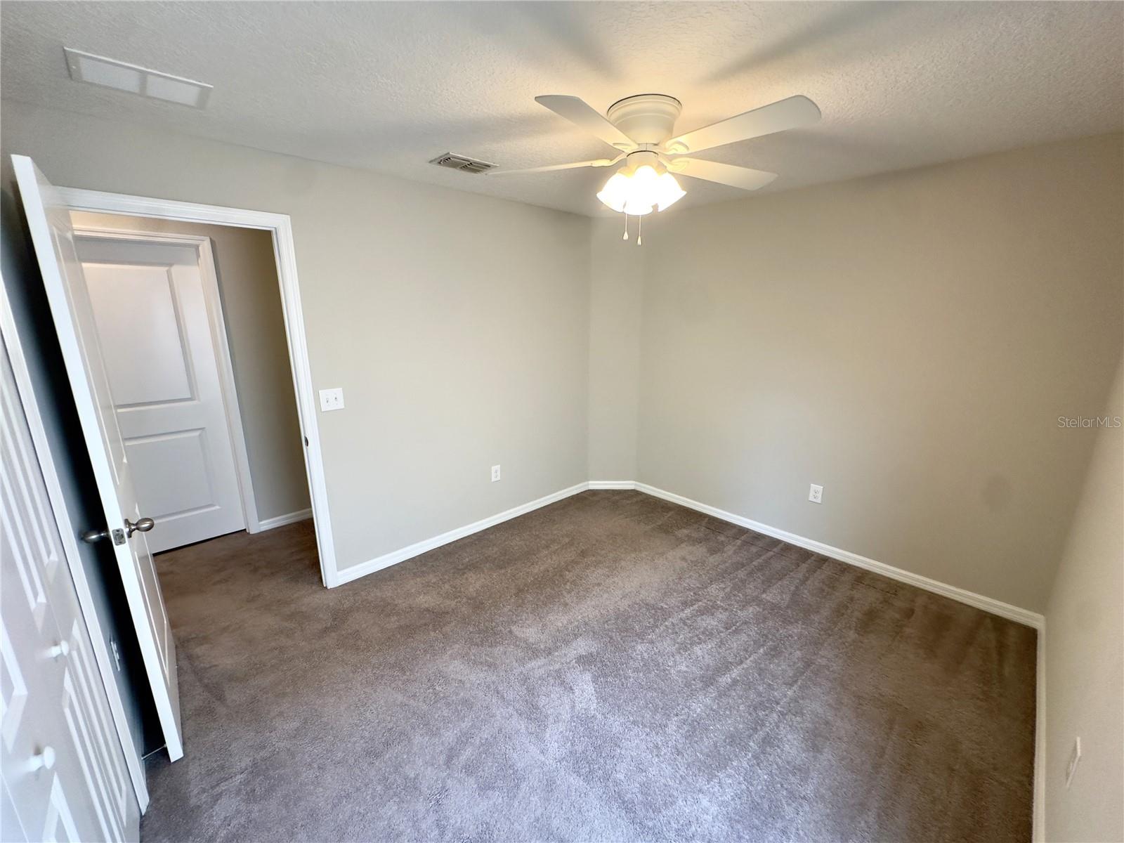 9746 SAGE CREEK DR — photo 17