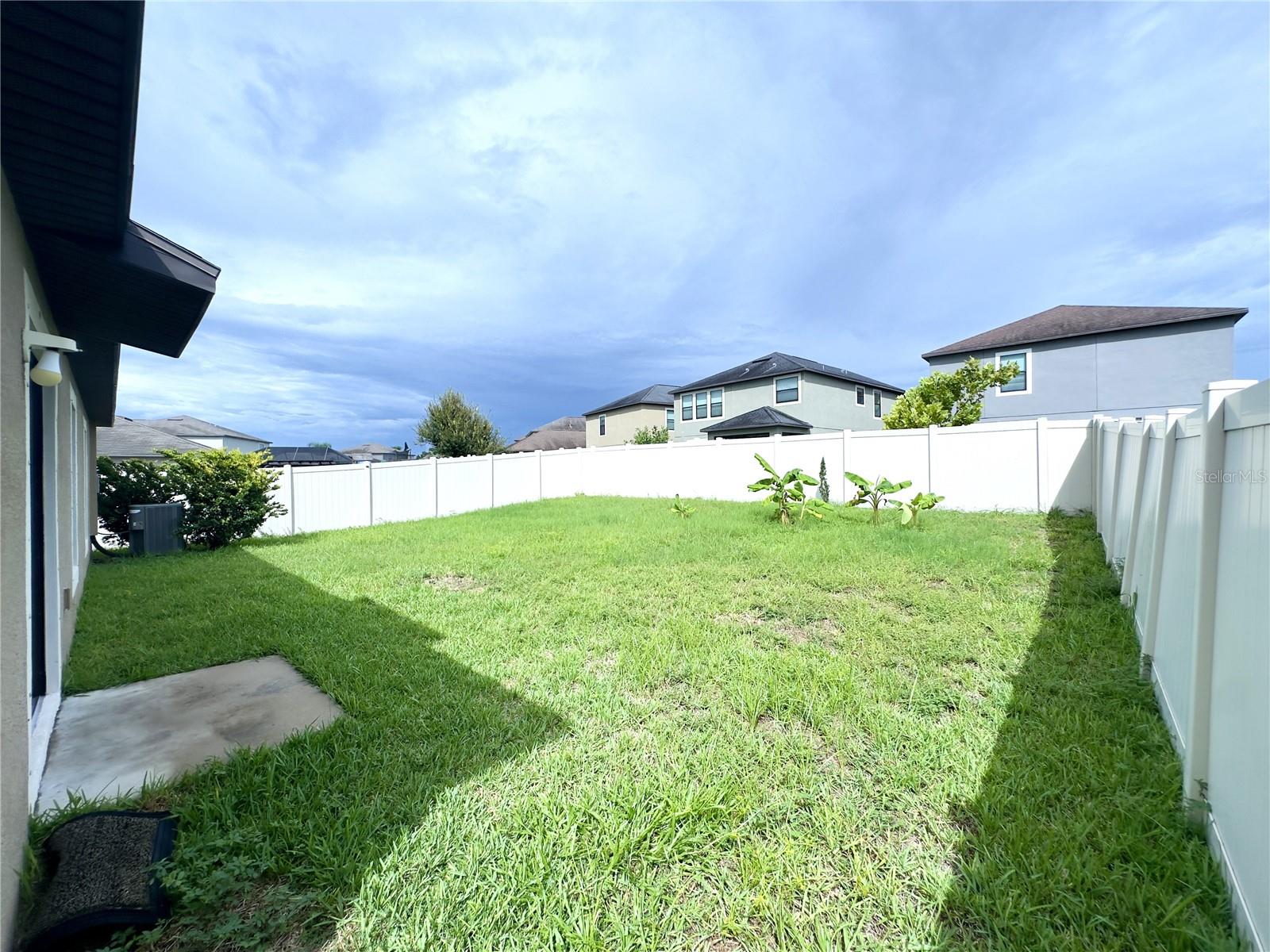 9746 SAGE CREEK DR — photo 23