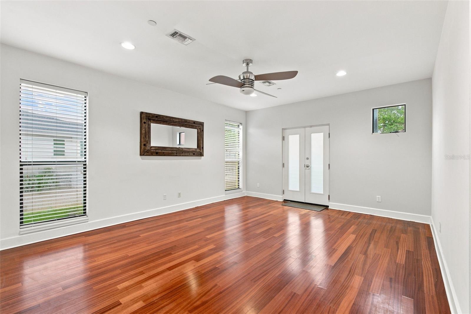 212 S MOODY AVE #2 — photo 4