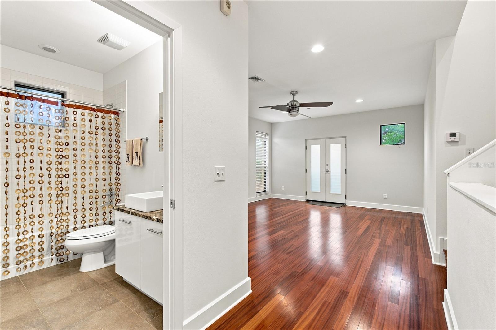 212 S MOODY AVE #2 — photo 7