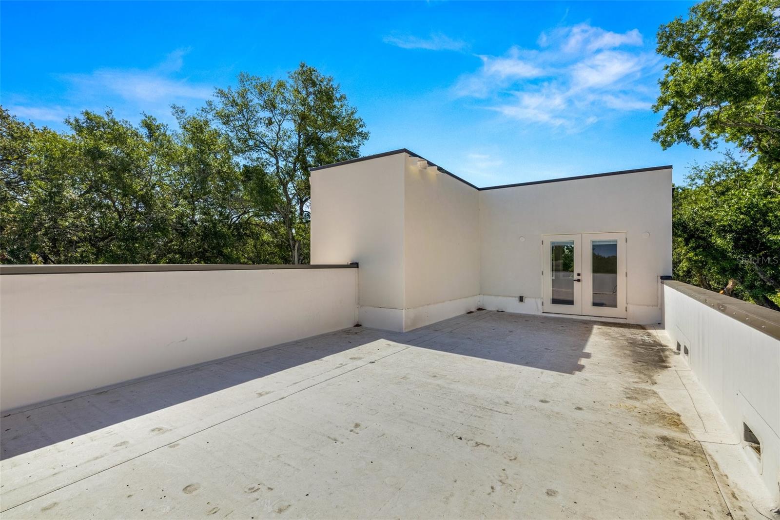 412 W AMELIA AVE #2 — photo 31