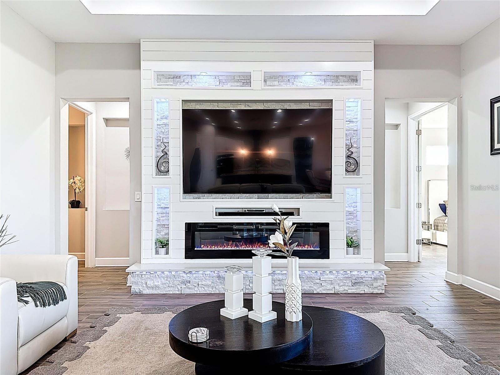 5216 LAKE VENICE DR — photo 17