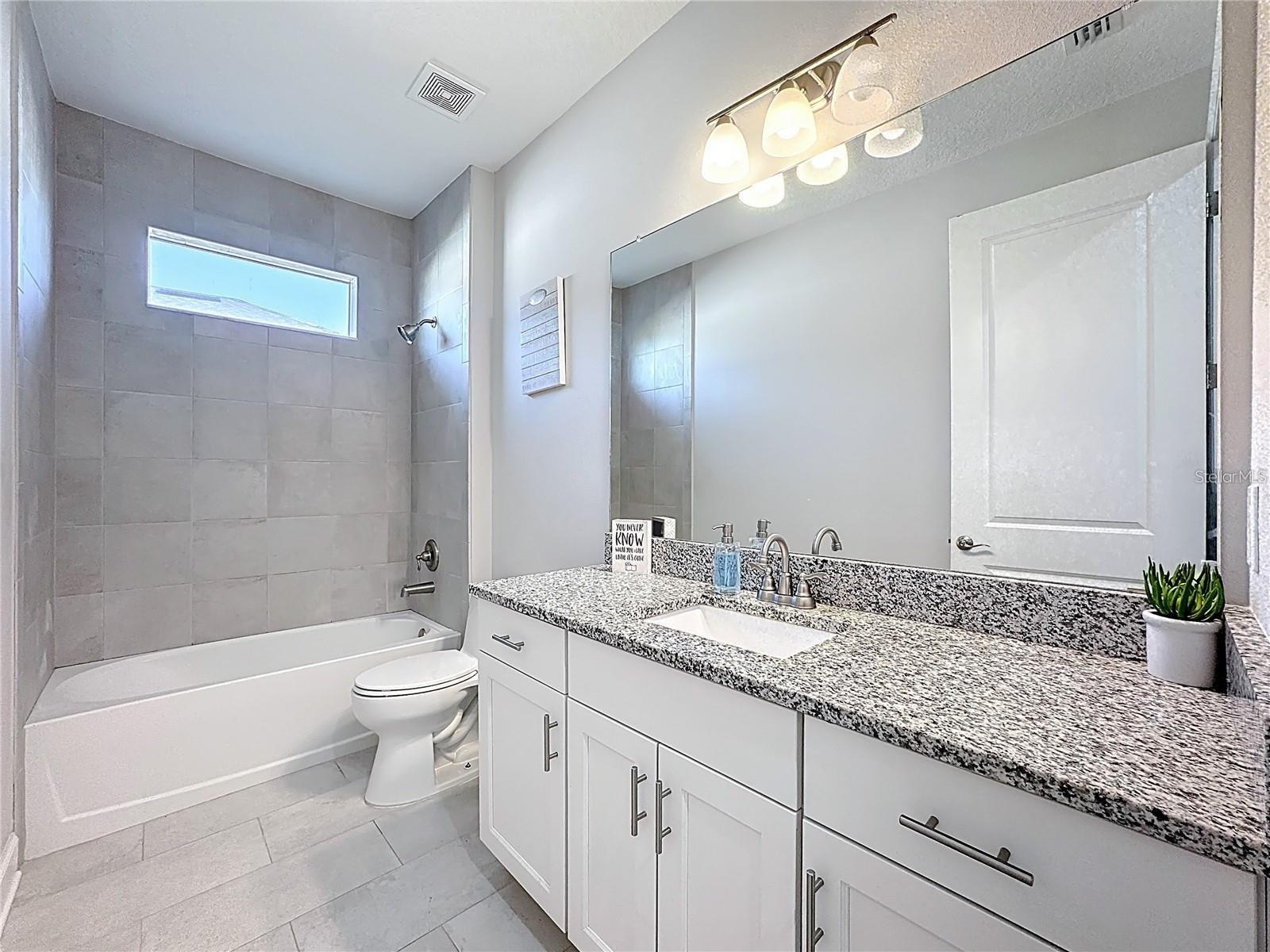 5216 LAKE VENICE DR — photo 25