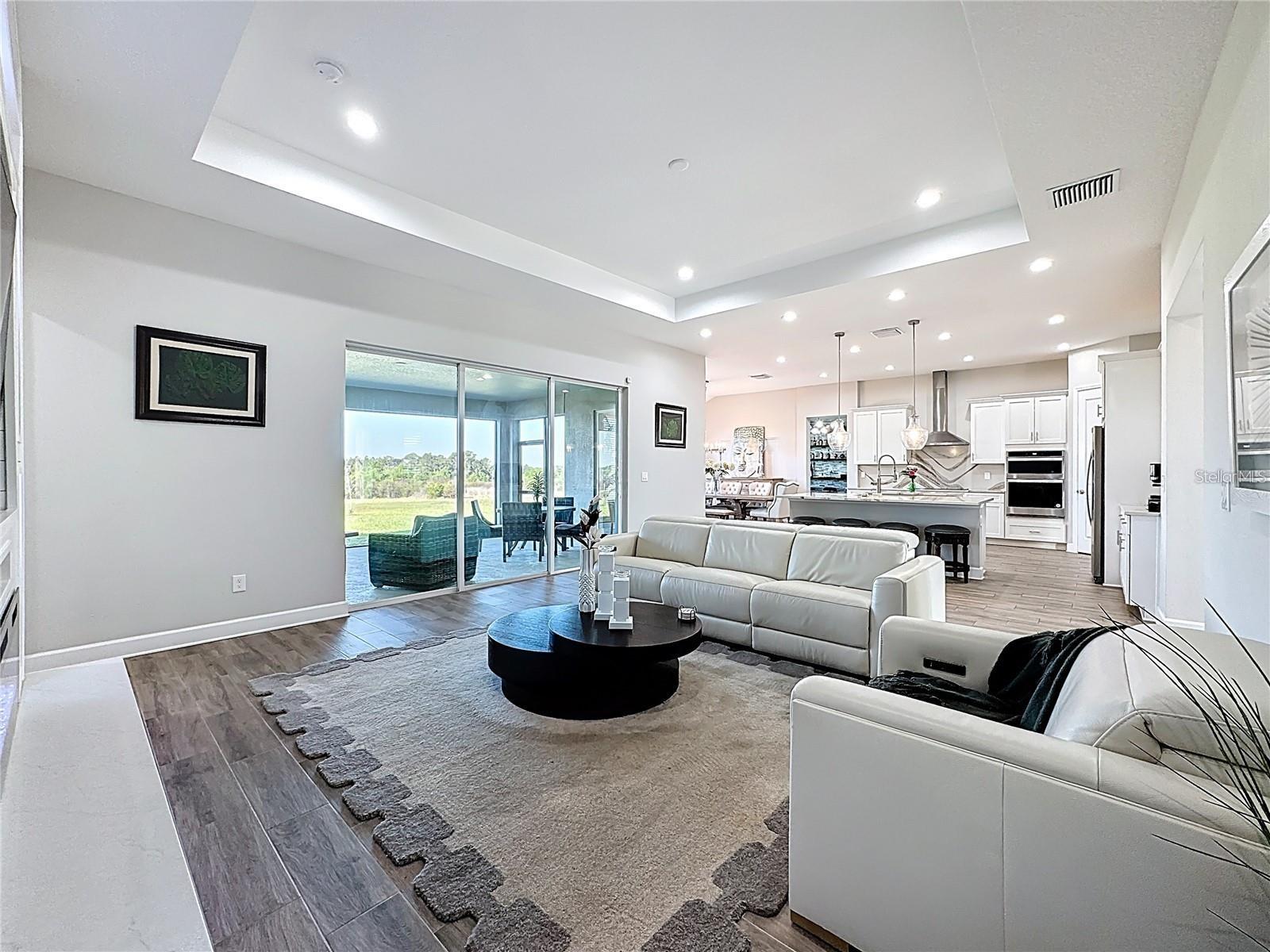 5216 LAKE VENICE DR — photo 15