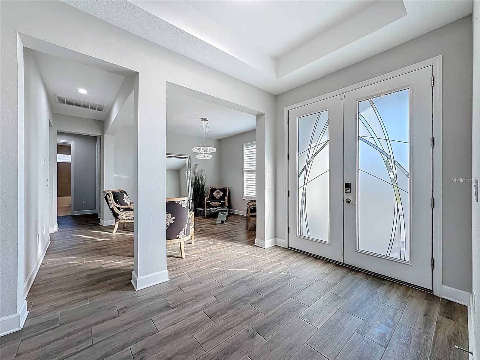 5216 LAKE VENICE DR — photo 10