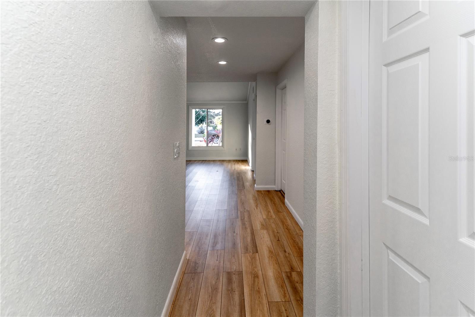 1395 DAVIS RD — photo 30