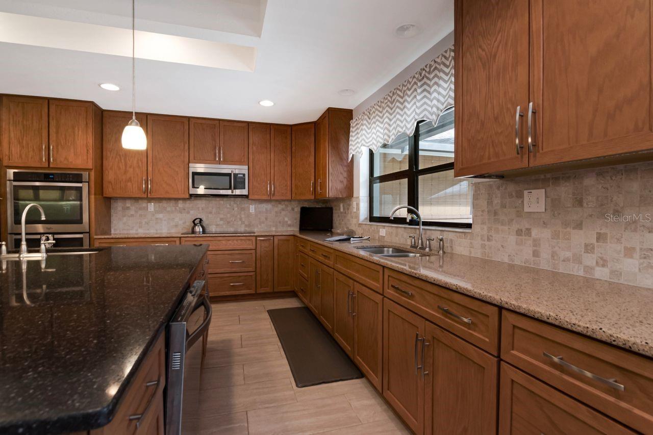 17535 WELLFIELD CT — photo 14