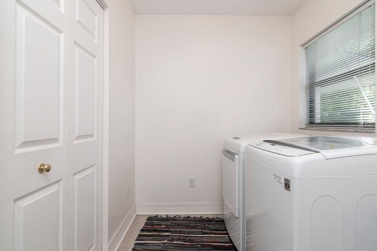 17535 WELLFIELD CT — photo 44