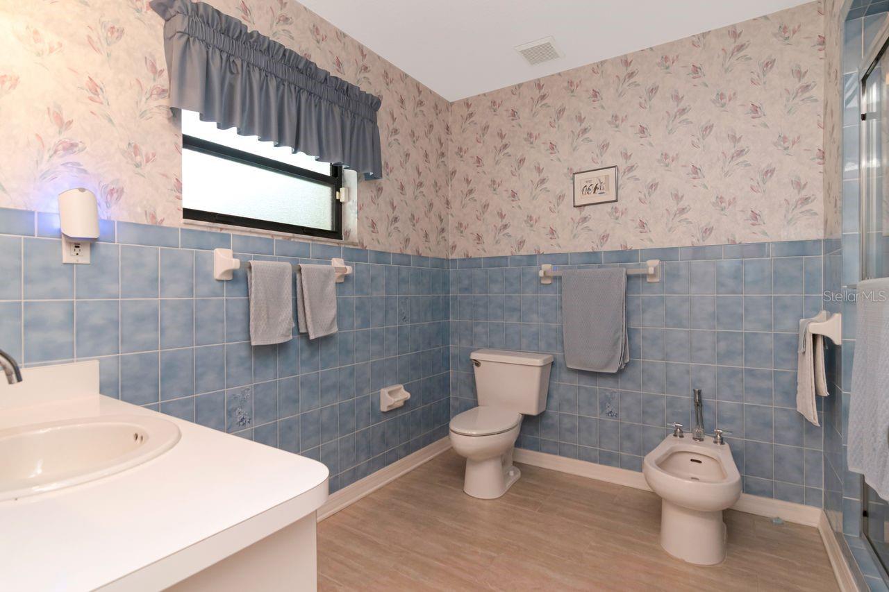 17535 WELLFIELD CT — photo 32