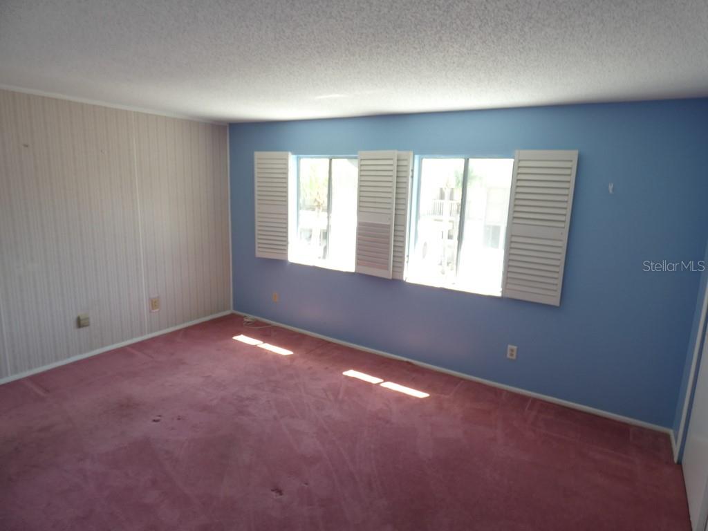 104 BOUGH AVE #104 — photo 18