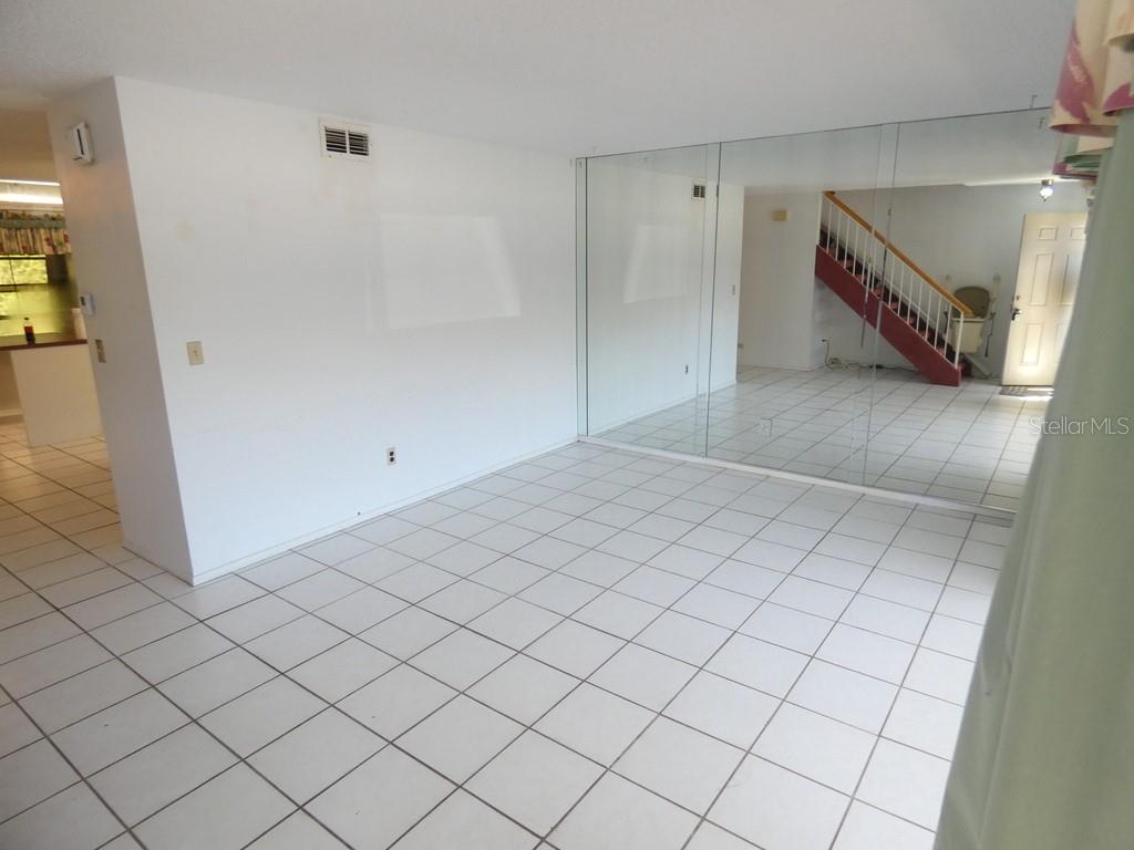 104 BOUGH AVE #104 — photo 8