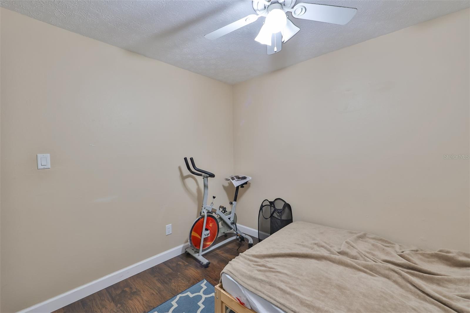 103 N KINGSWAY RD — photo 14