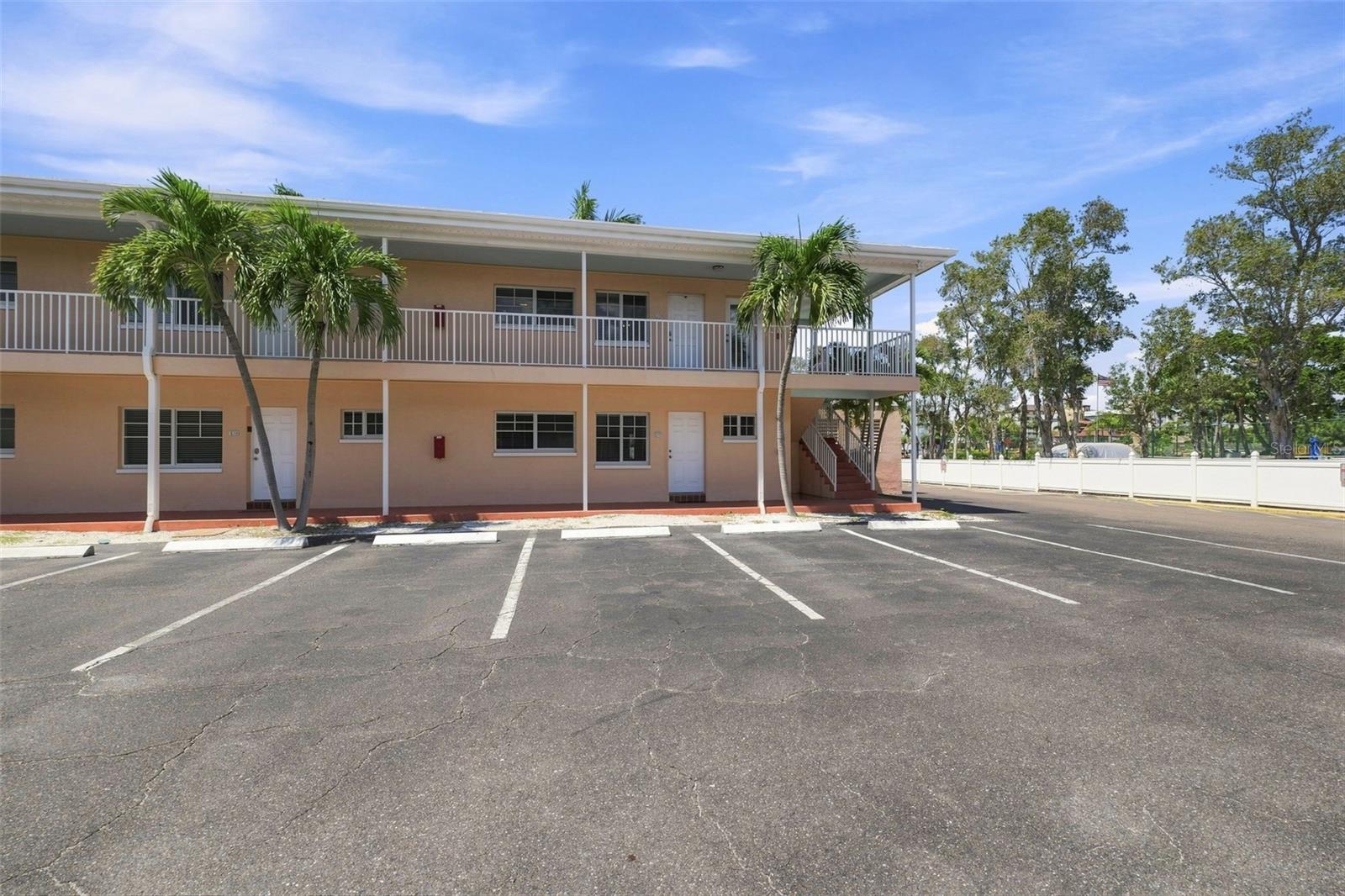 19417 GULF BLVD #C209 — photo 24