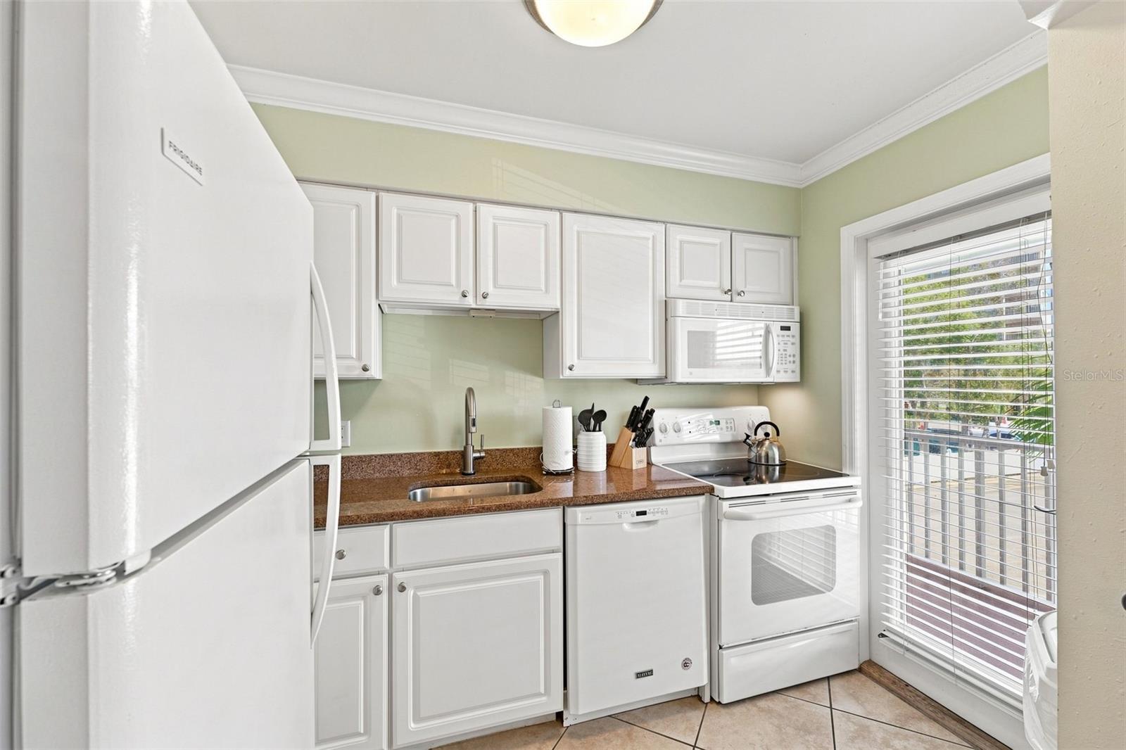 19417 GULF BLVD #C209 — photo 8