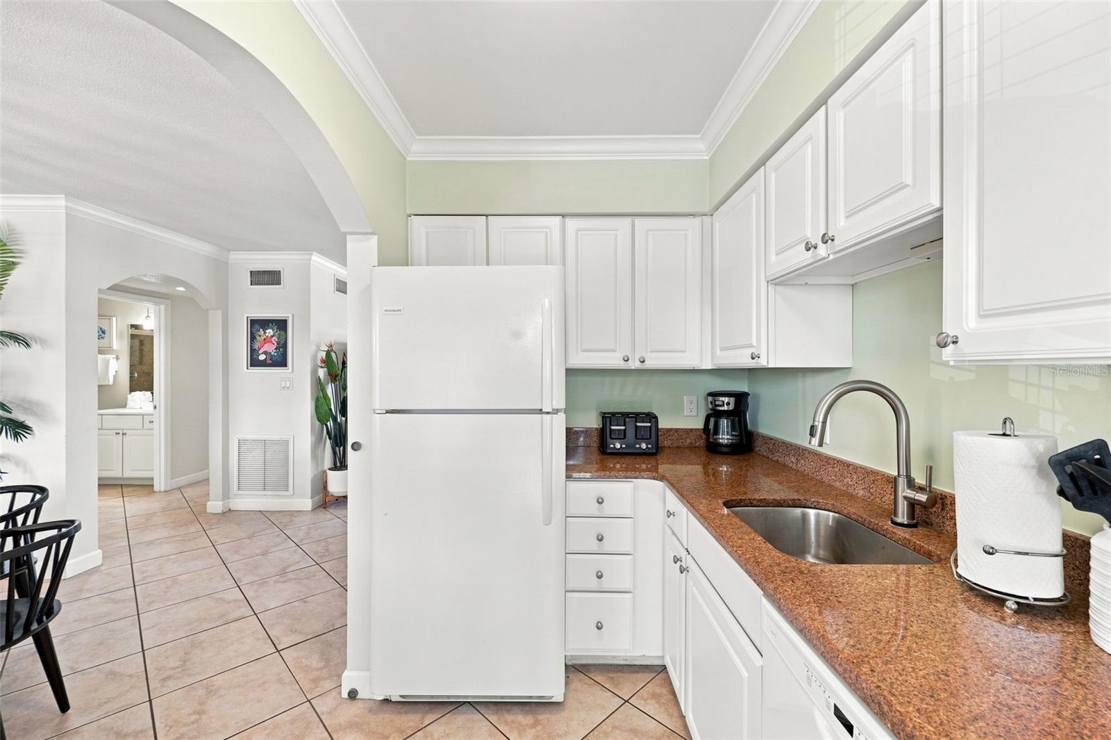 19417 GULF BLVD #C209 — photo 9