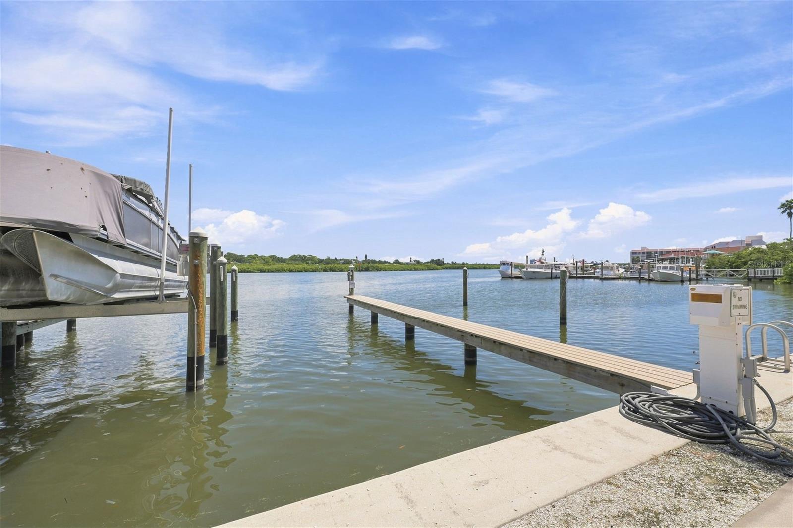 19417 GULF BLVD #C209 — photo 26