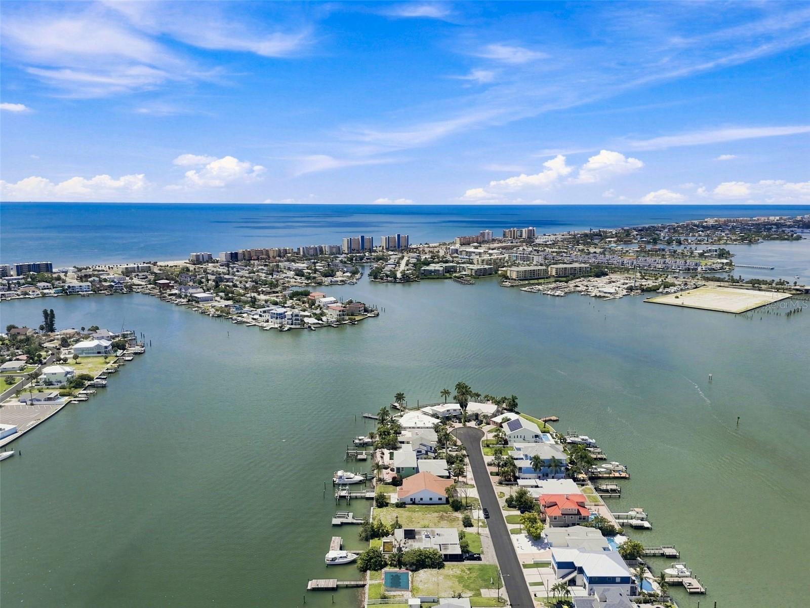817 BAY POINT DR — photo 45