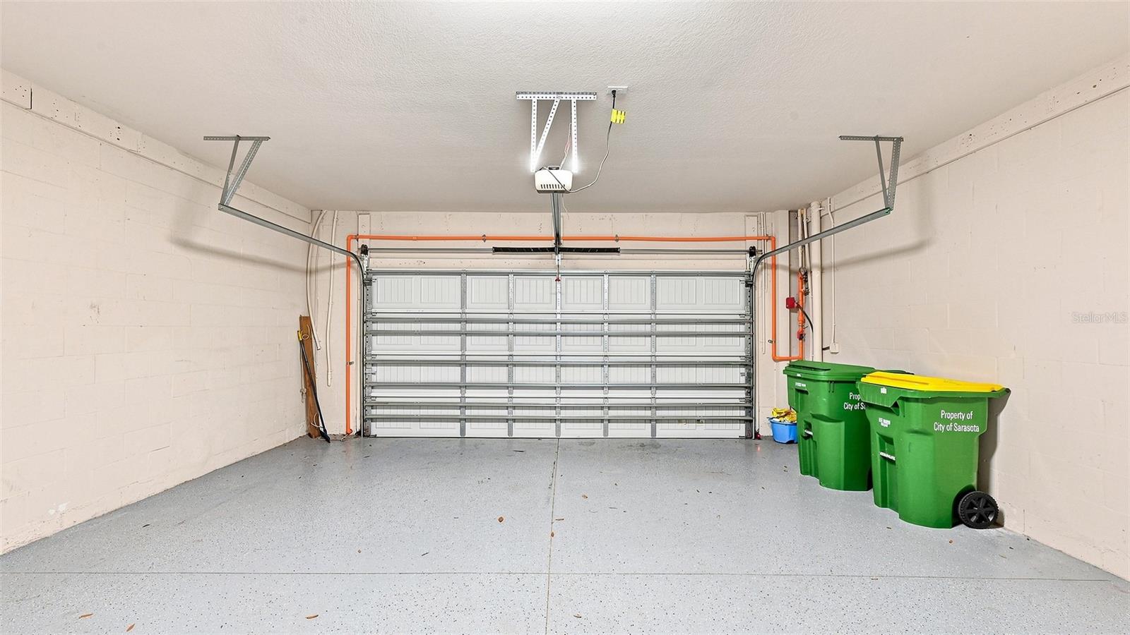 516 LAUREL PARK DR — photo 48