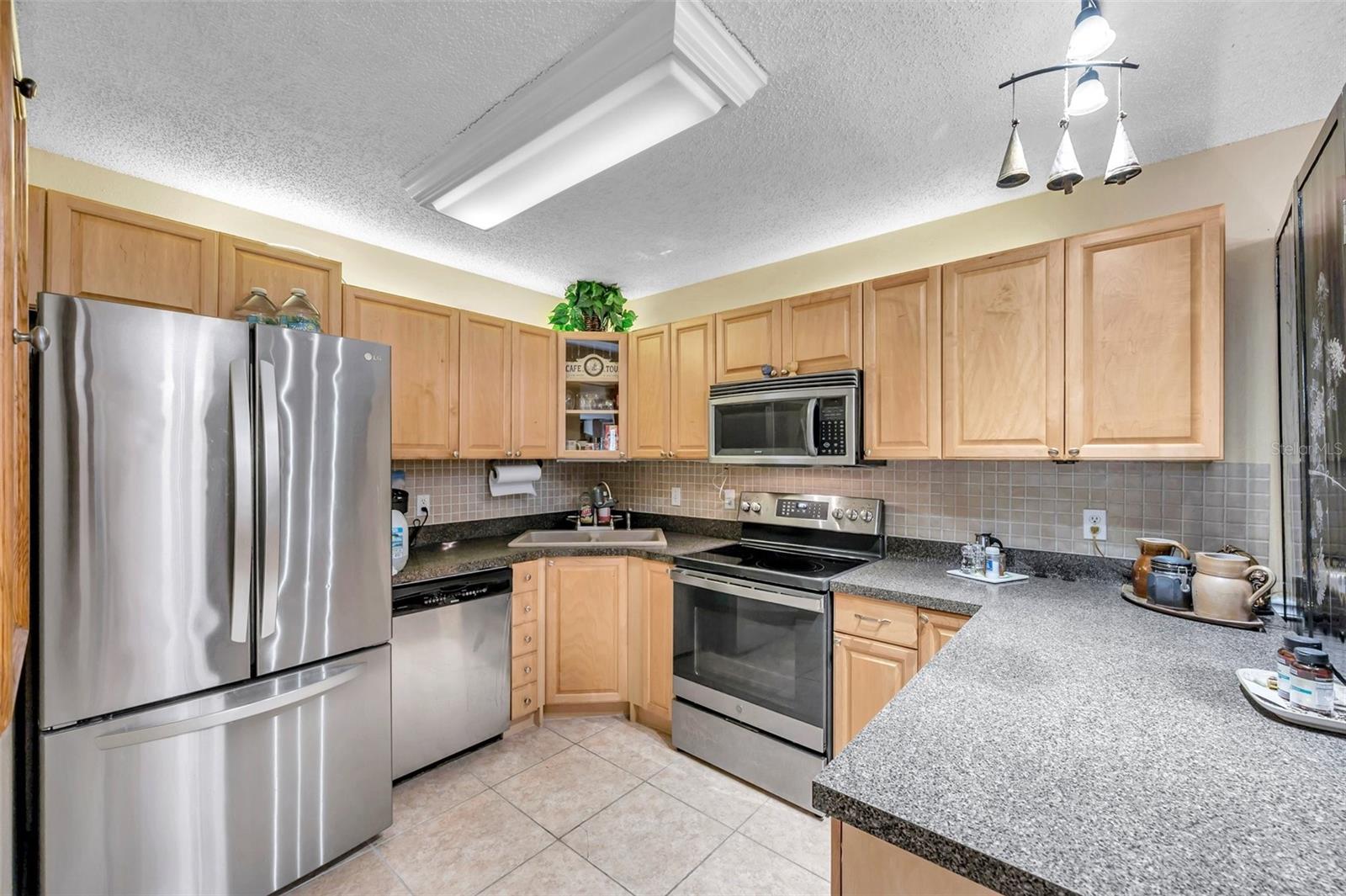 1550 S BELCHER RD #117 — photo 16