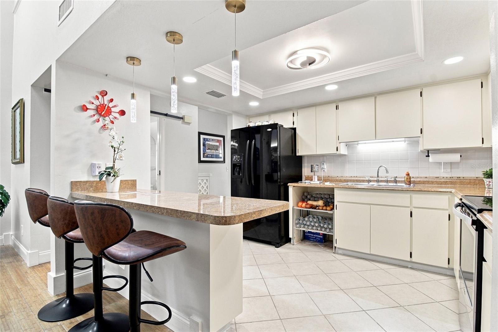 5304 BRADBURY CT — photo 14