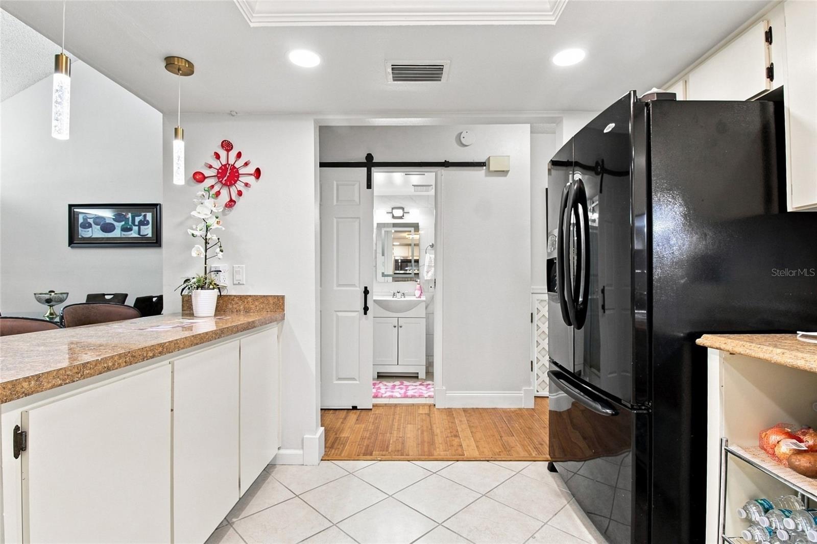 5304 BRADBURY CT — photo 16