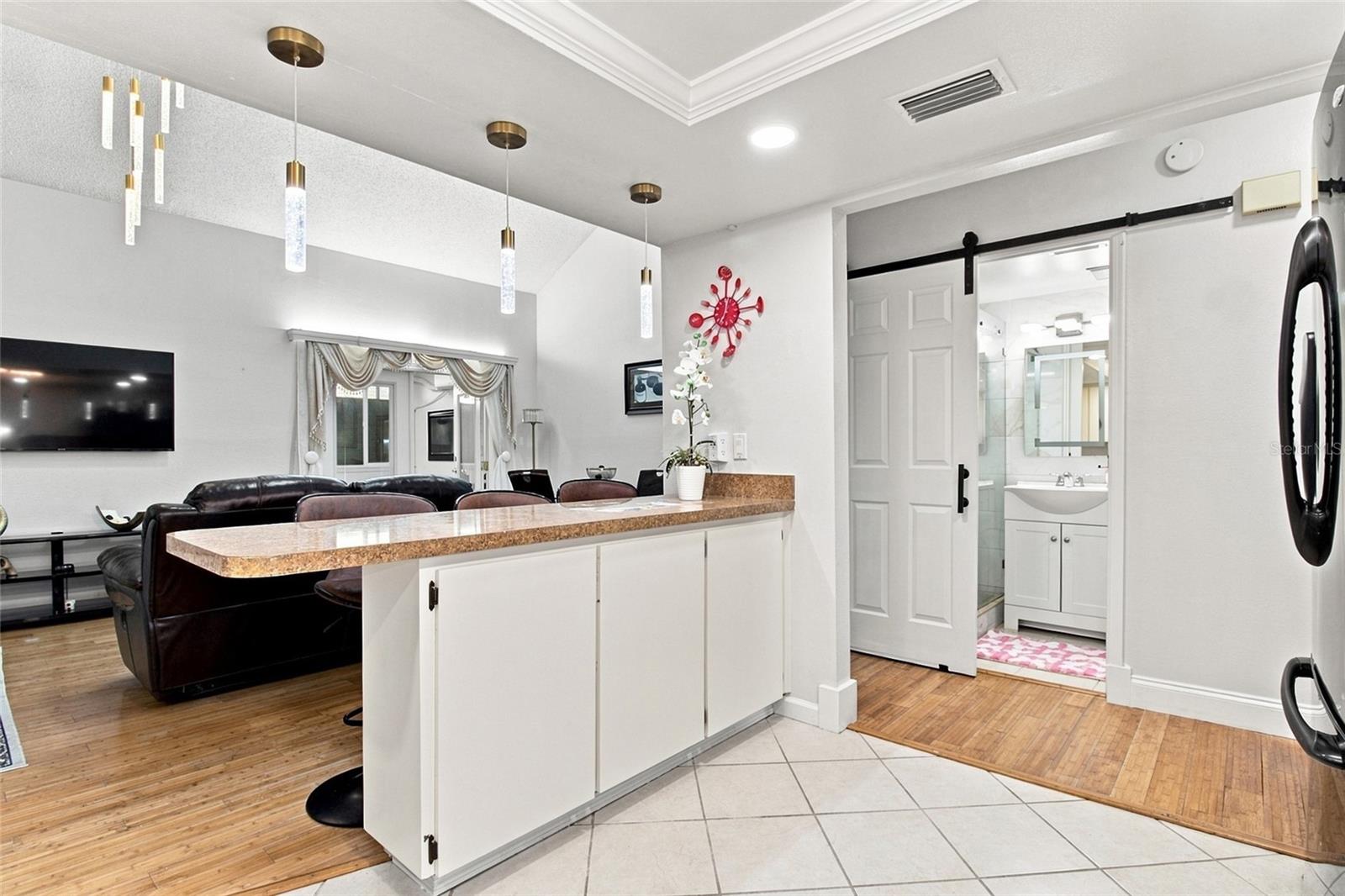 5304 BRADBURY CT — photo 15