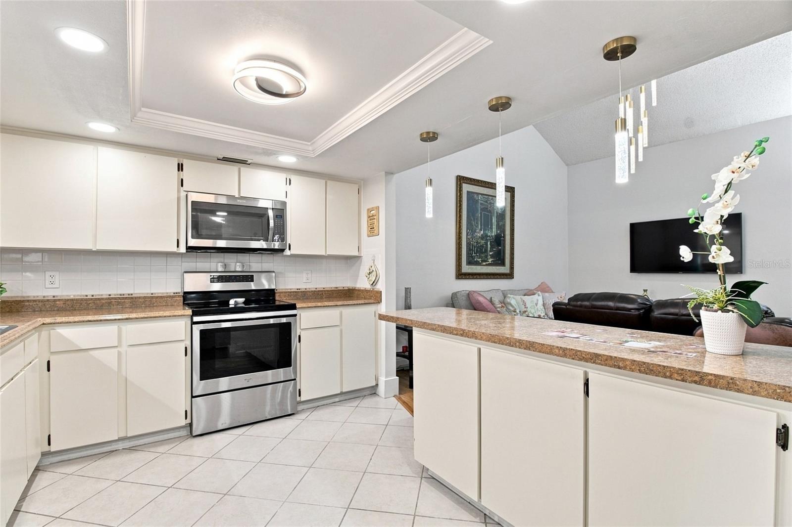 5304 BRADBURY CT — photo 11