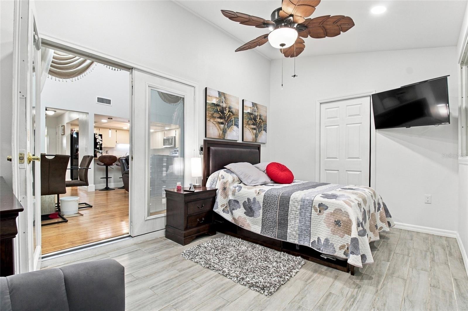 5304 BRADBURY CT — photo 22