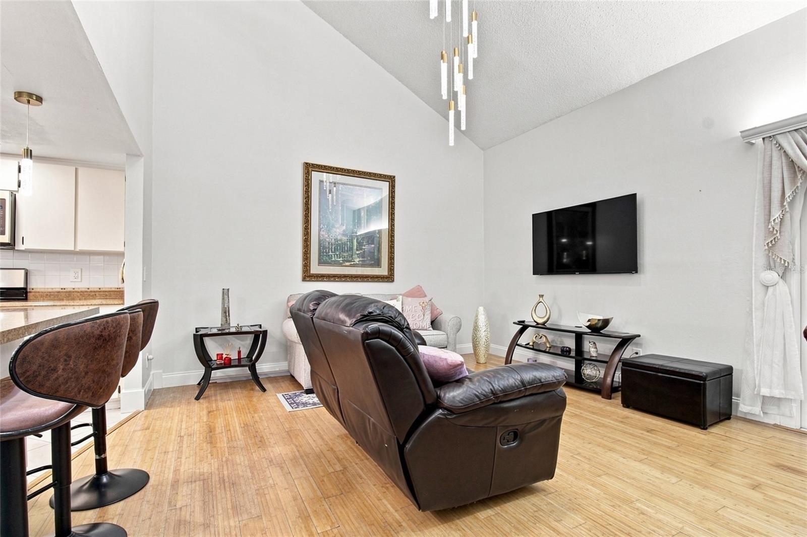 5304 BRADBURY CT — photo 17