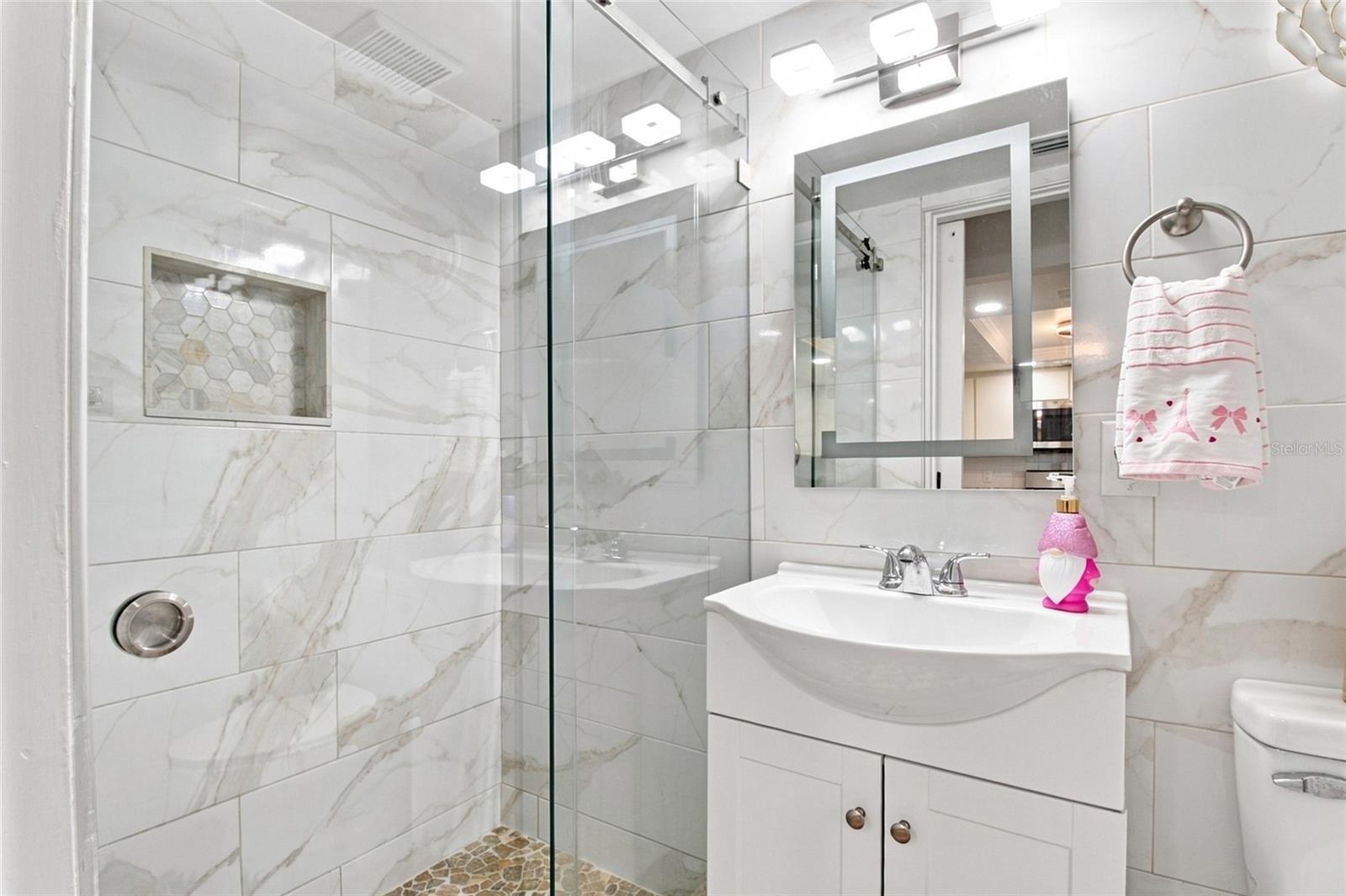 5304 BRADBURY CT — photo 23