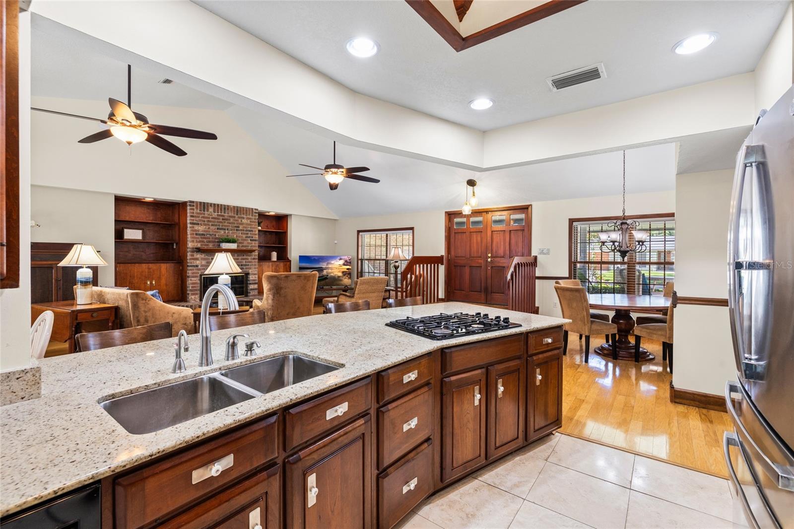 2707 WESTCHESTER DR N — photo 20