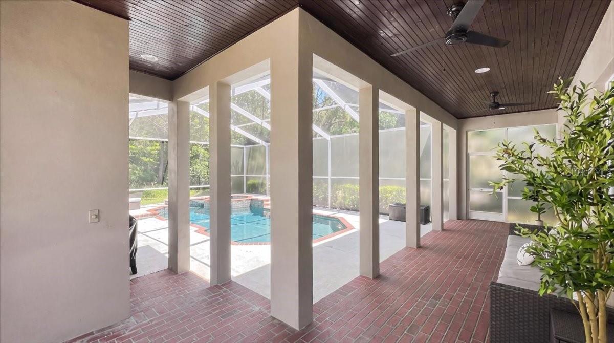 9830 W PARK VILLAGE DR — photo 46