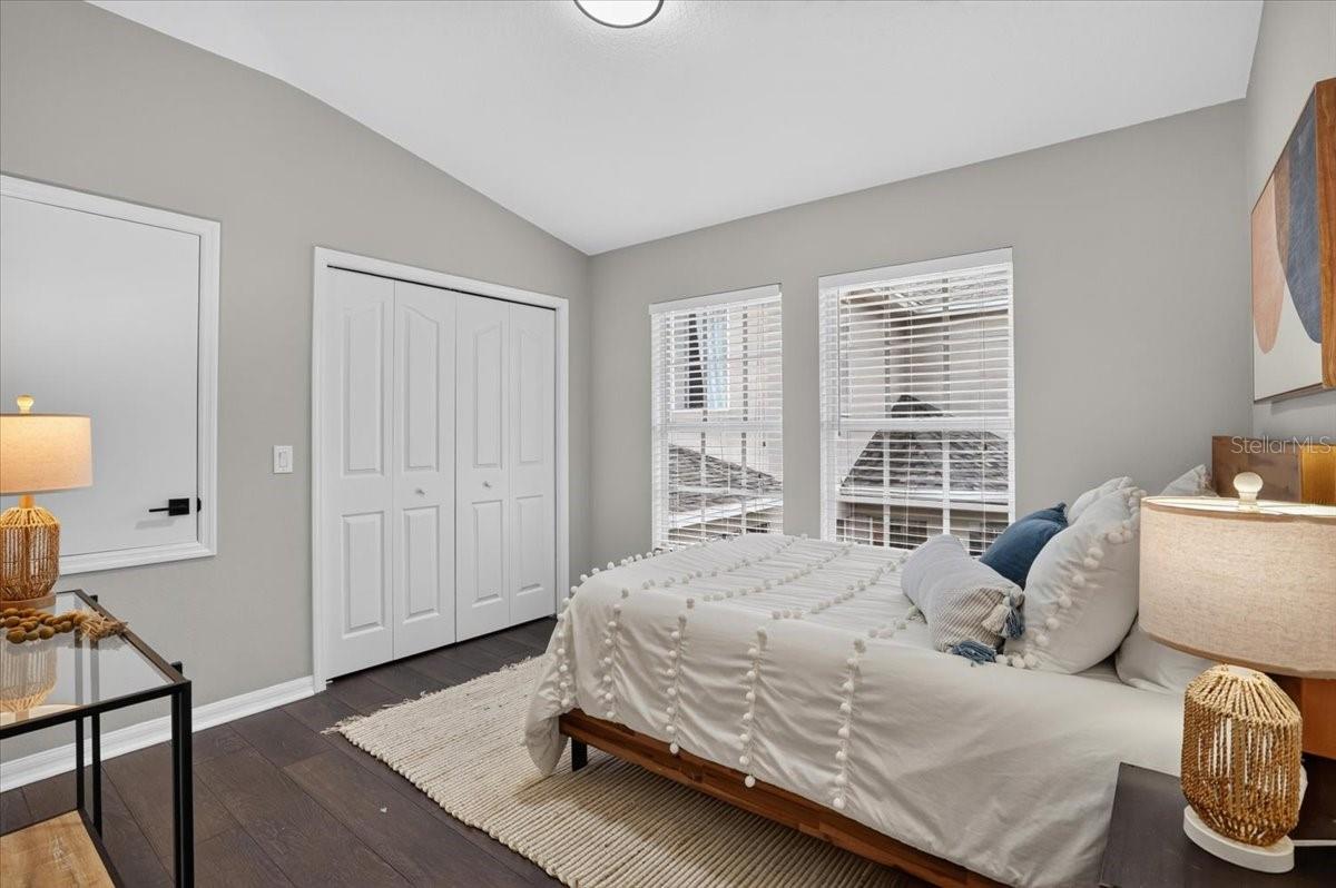 9830 W PARK VILLAGE DR — photo 44