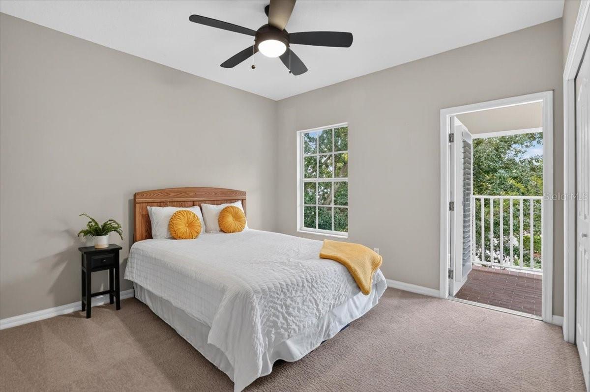 9830 W PARK VILLAGE DR — photo 32