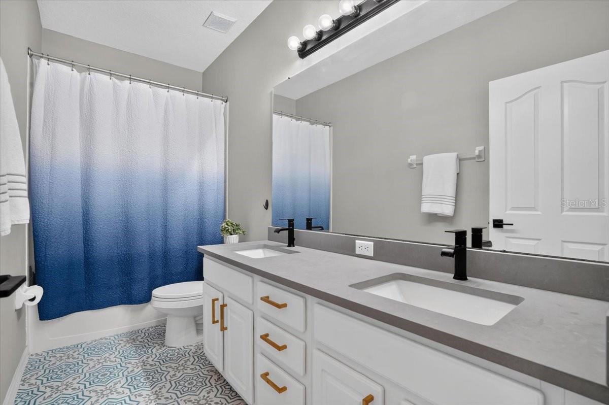 9830 W PARK VILLAGE DR — photo 37