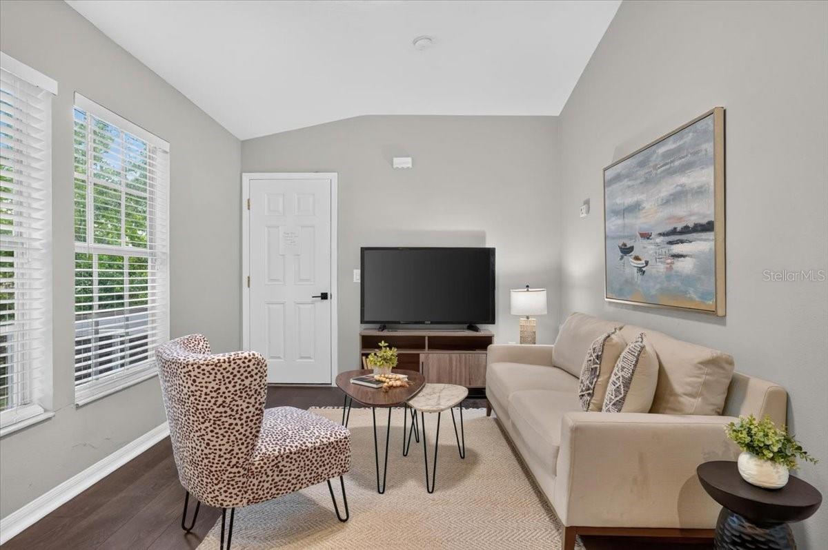 9830 W PARK VILLAGE DR — photo 40