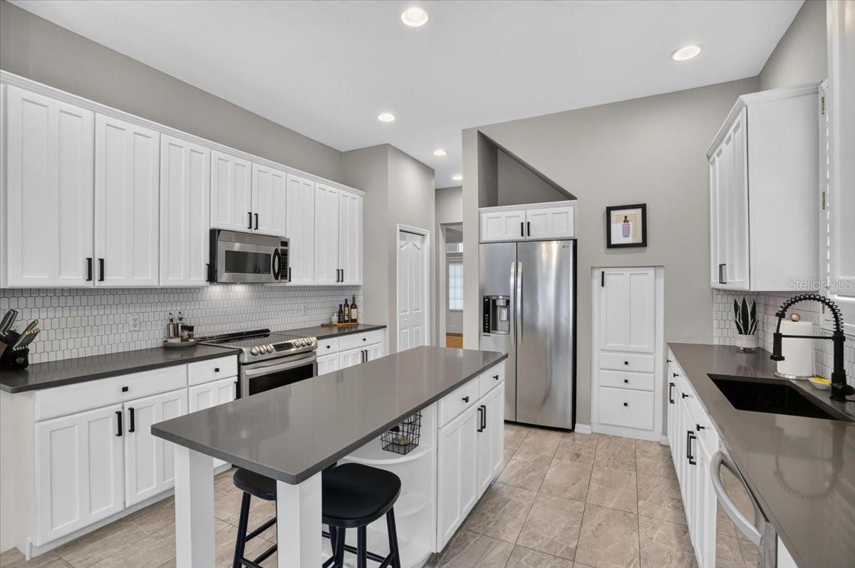 9830 W PARK VILLAGE DR — photo 20