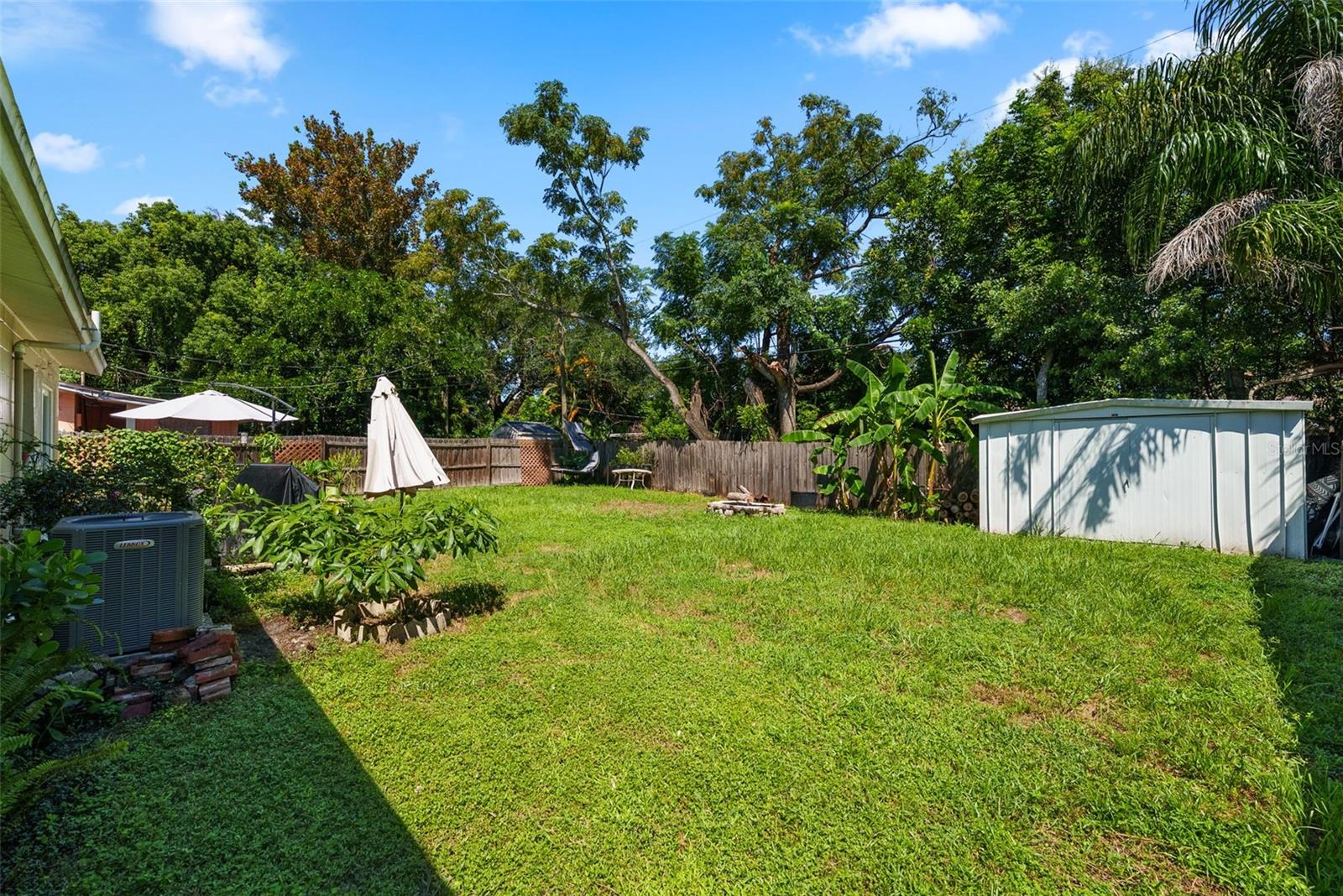 11199 TEMPLE AVE — photo 27