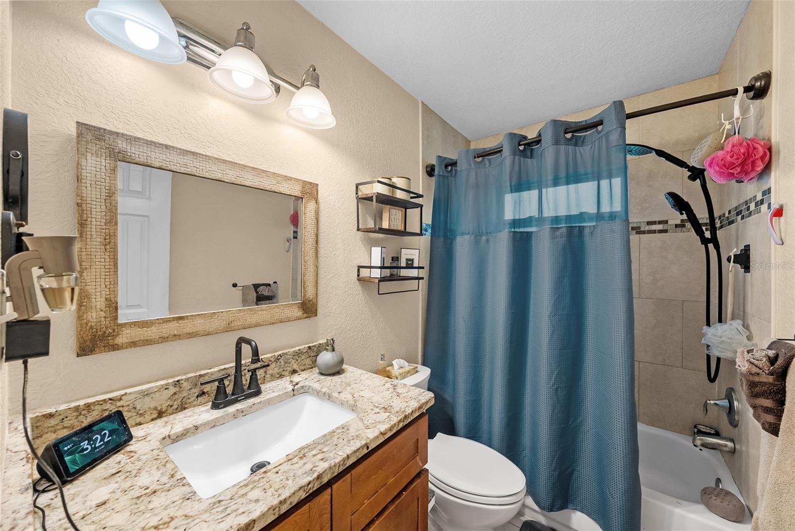 11199 TEMPLE AVE — photo 22