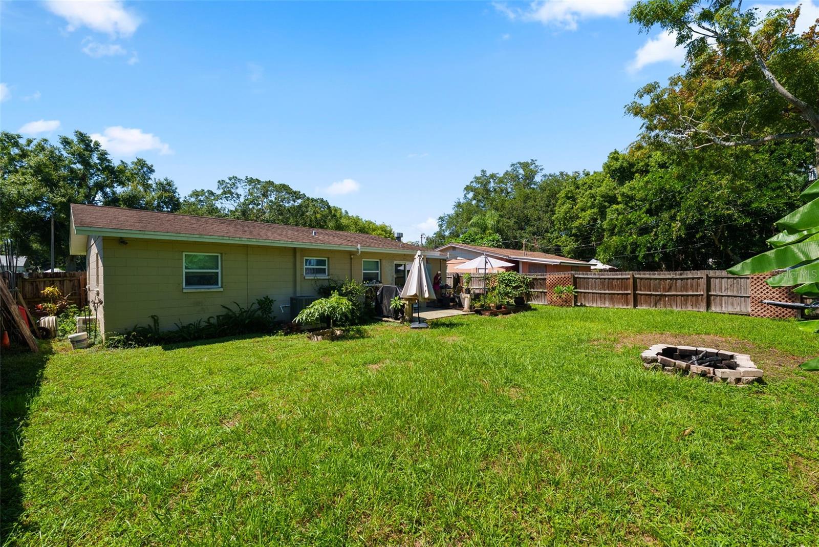 11199 TEMPLE AVE — photo 28