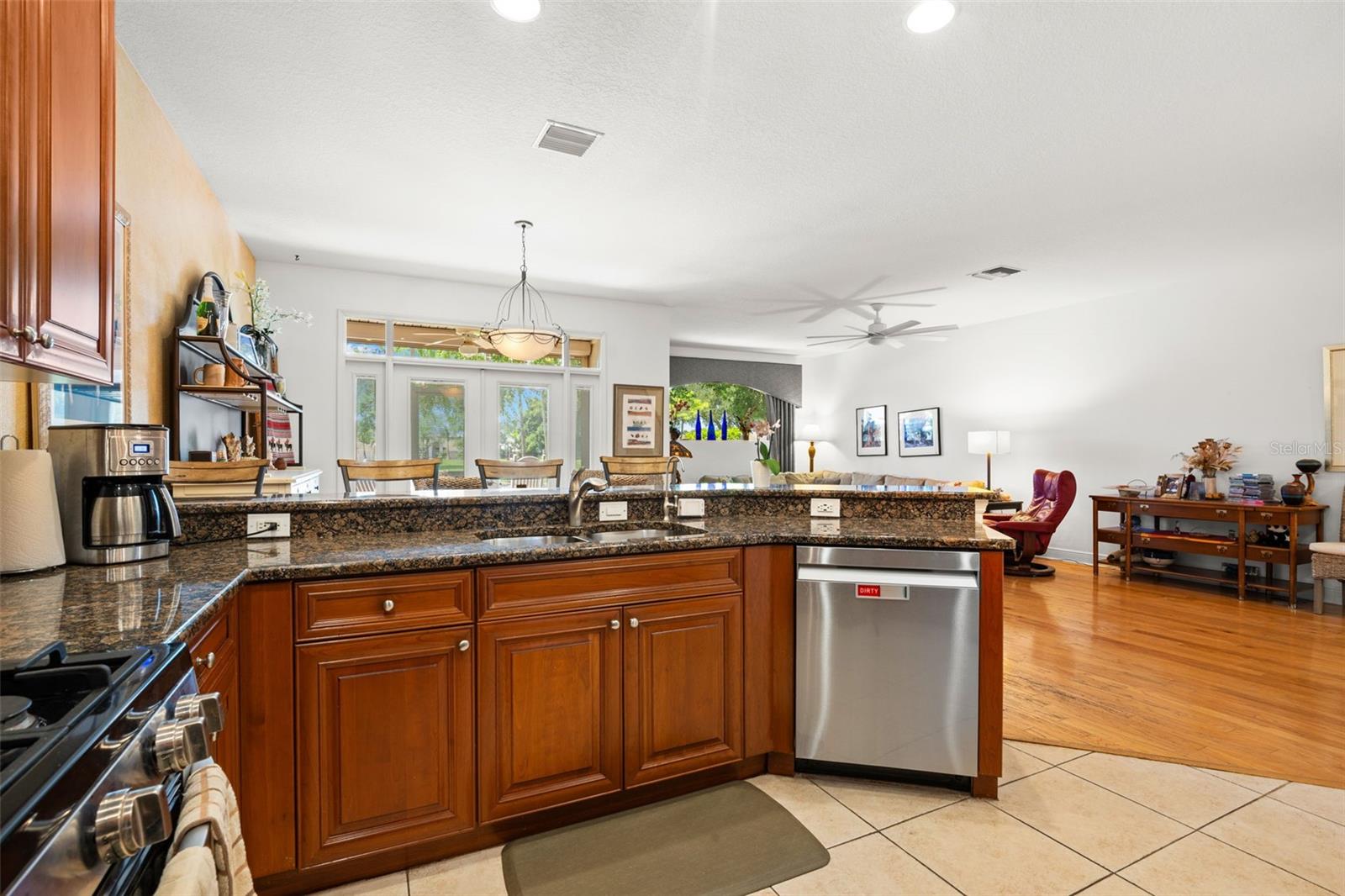 6058 GULFPORT BLVD S — photo 16