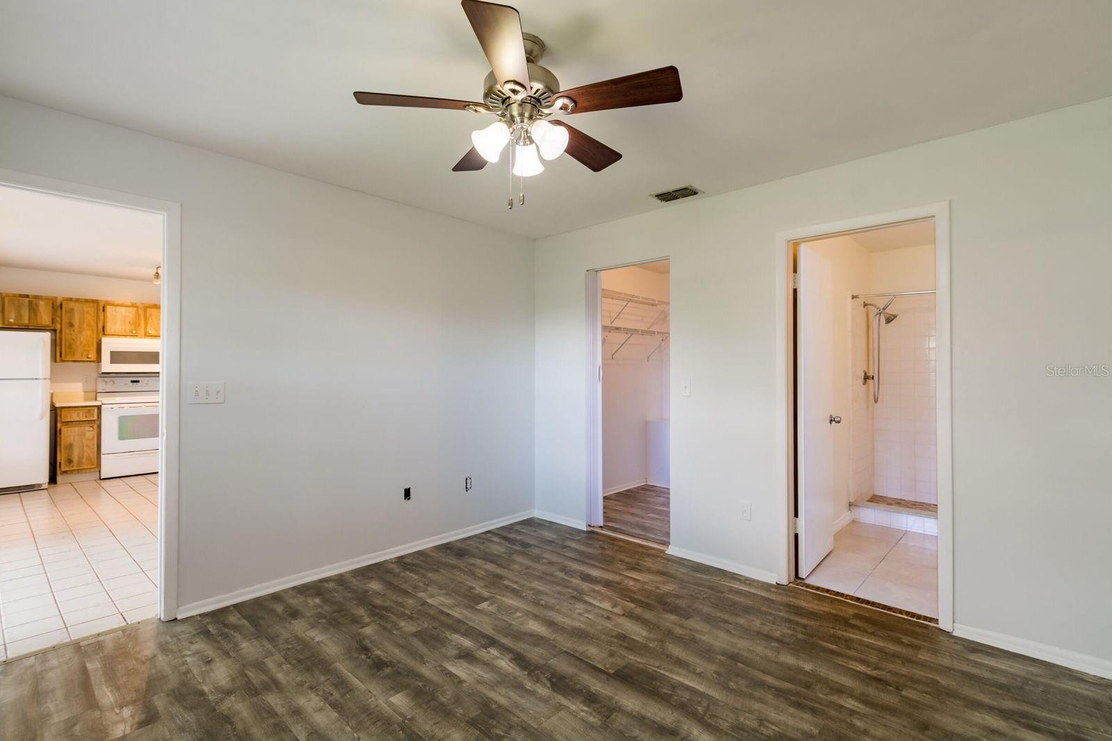1074 BRIDLEWOOD WAY — photo 7