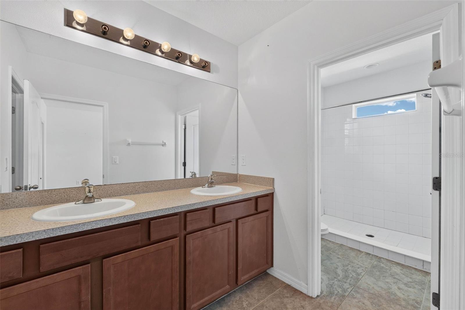 10406 ORCHID MIST CT — photo 21