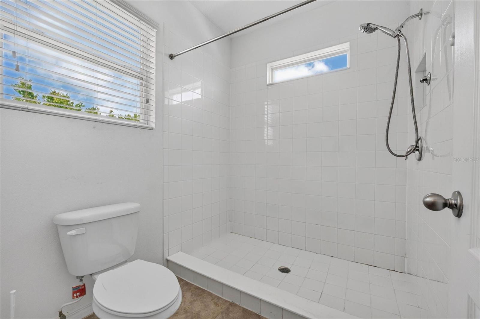 10406 ORCHID MIST CT — photo 22