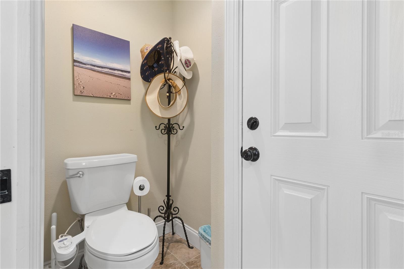 110 DEVON DR — photo 39