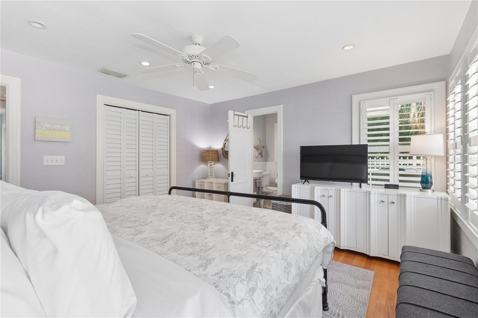 110 DEVON DR — photo 26