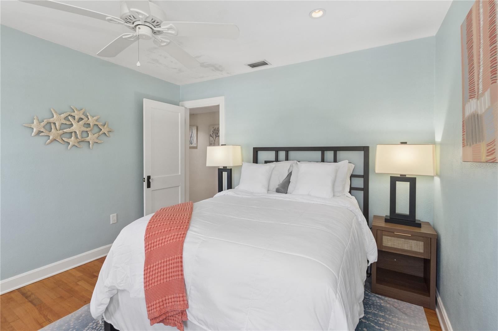 110 DEVON DR — photo 17
