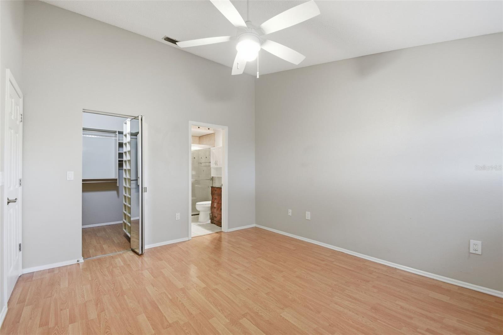 825 WATERSIDE LN — photo 25